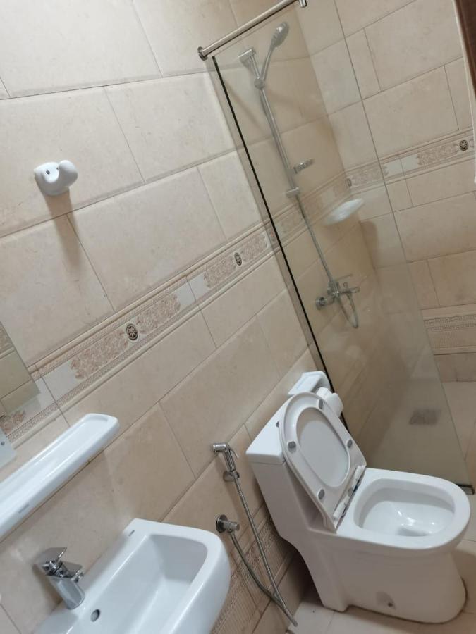 Roza Hotel Apartments Mascate Esterno foto